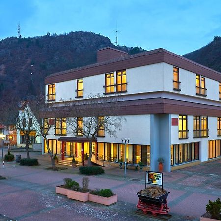 Hotel Garni Am Goetheplatz 바트뮨슈터암슈타인에베른부르크 외부 사진
