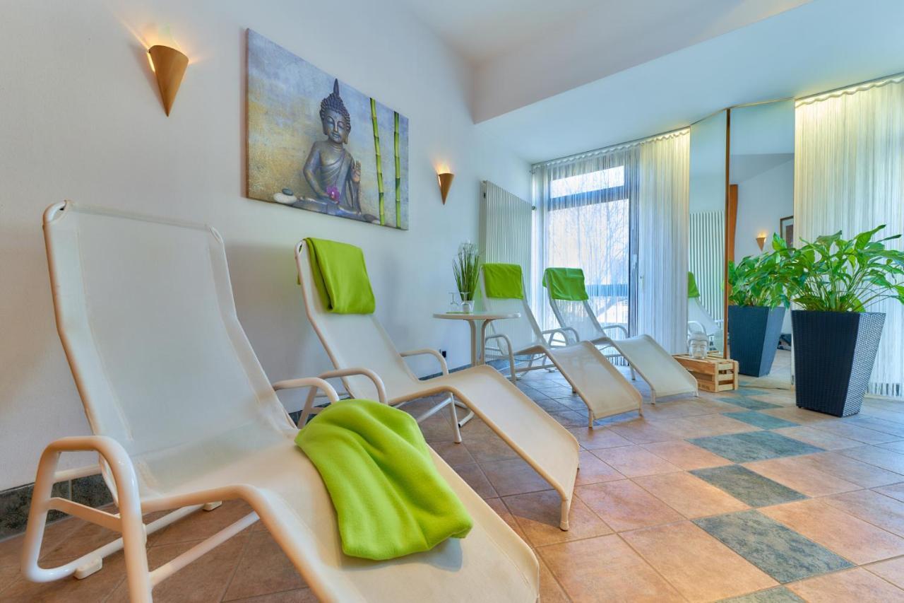 Hotel Garni Am Goetheplatz 바트뮨슈터암슈타인에베른부르크 외부 사진