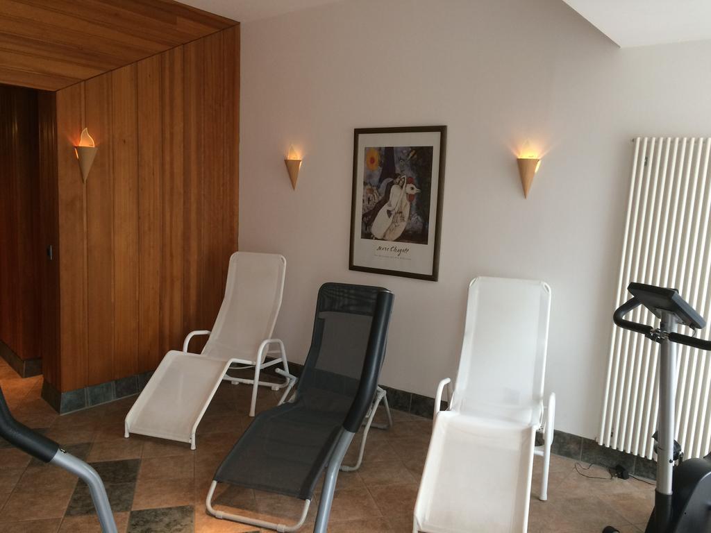 Hotel Garni Am Goetheplatz 바트뮨슈터암슈타인에베른부르크 외부 사진