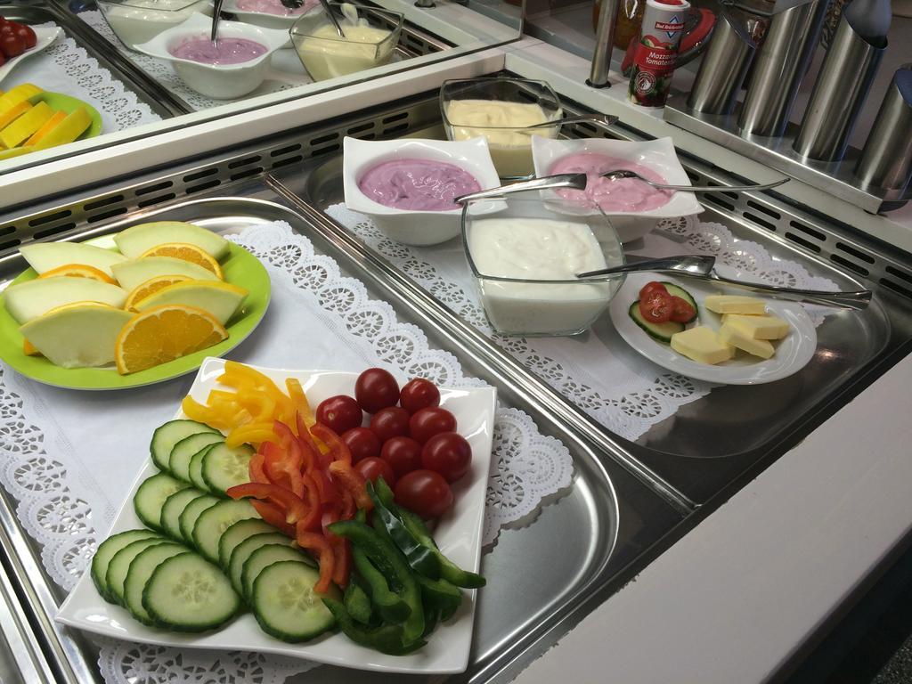 Hotel Garni Am Goetheplatz 바트뮨슈터암슈타인에베른부르크 외부 사진