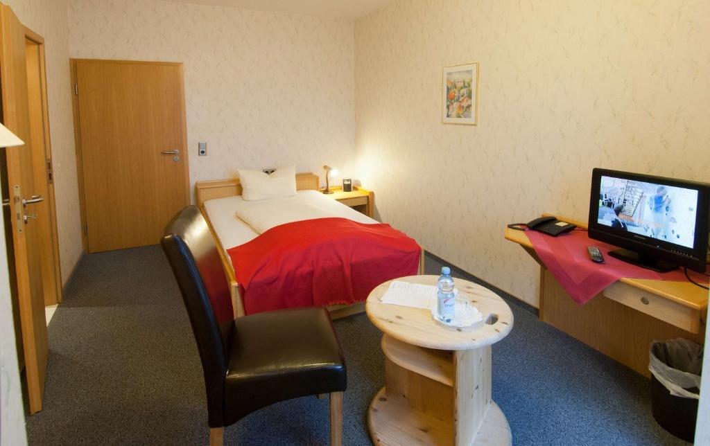 Hotel Garni Am Goetheplatz 바트뮨슈터암슈타인에베른부르크 객실 사진