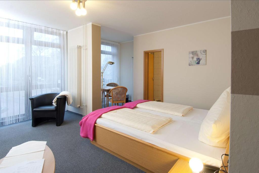 Hotel Garni Am Goetheplatz 바트뮨슈터암슈타인에베른부르크 객실 사진
